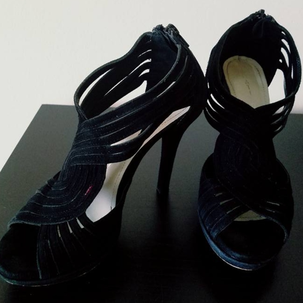 Matilda, Italian Suede Shoes .Size 36